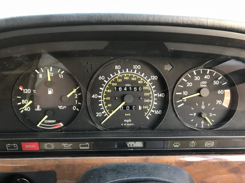 560SEC instrument cluster fixed